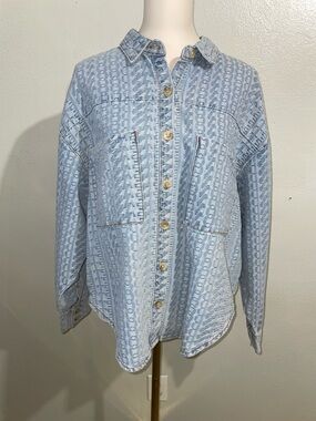 Veveret Denim Block Print Button Up Top  Sz M Oversized Lightweight Boho Shacket